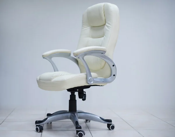 Καρέκλα γραφείου λευκό — Φωτογραφία Αρχείου