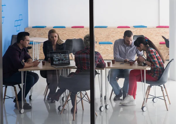 Startup business team on meeting at modern office — Stock Photo, Image