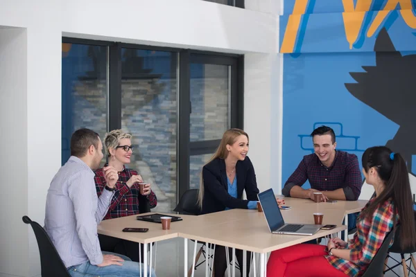 Equipe de negócios de inicialização na reunião — Fotografia de Stock