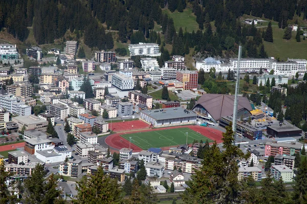 Vista Aérea Ciudad Davos Lago Davos Ciudad Suiza Famoso Lugar —  Fotos de Stock