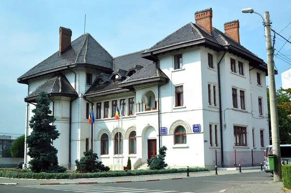 Targu Jiu city hall — Stock Photo, Image