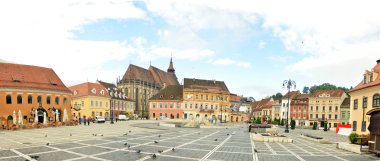 Brasov Belediye Meydanı