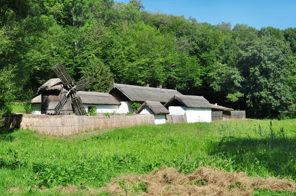 Sibiu ethno museum pemintalan angin — Stok Foto