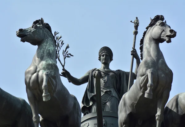 Arch av fred staty — Stockfoto