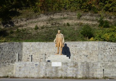 Gurahont Ioan buteanu heykel