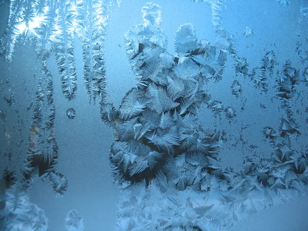 Janela de inverno congelada — Fotografia de Stock