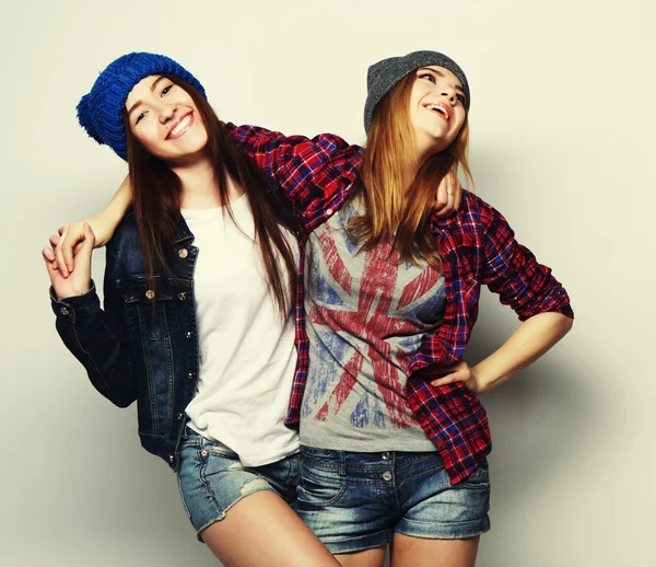 Two stylish sexy hipster girls best friends — Stock Photo, Image
