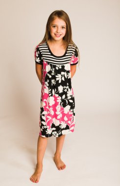 sevimli küçük kız, stüdyo vurdu