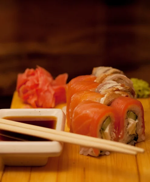 Japonská tradiční jídlo - roll — Stock fotografie