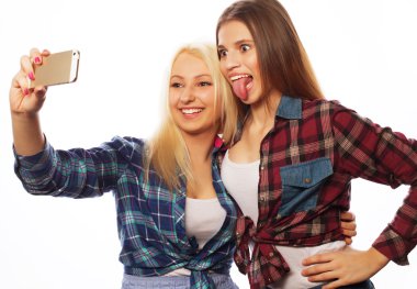 Selfie alarak güzel hipster kızlar.
