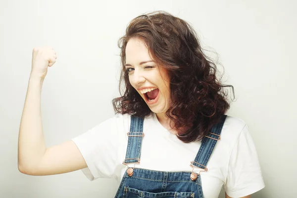 Mujer feliz extático celebrando ser un ganador . — Foto de Stock