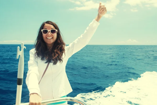 Woman on the upper deck of a cruise ship — Stock Photo, Image