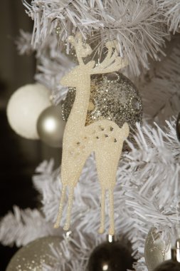 Noel ağacı süslemesi kapat