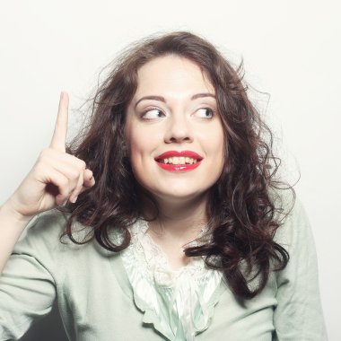 güzel ve şaşırtıcı genç kadını