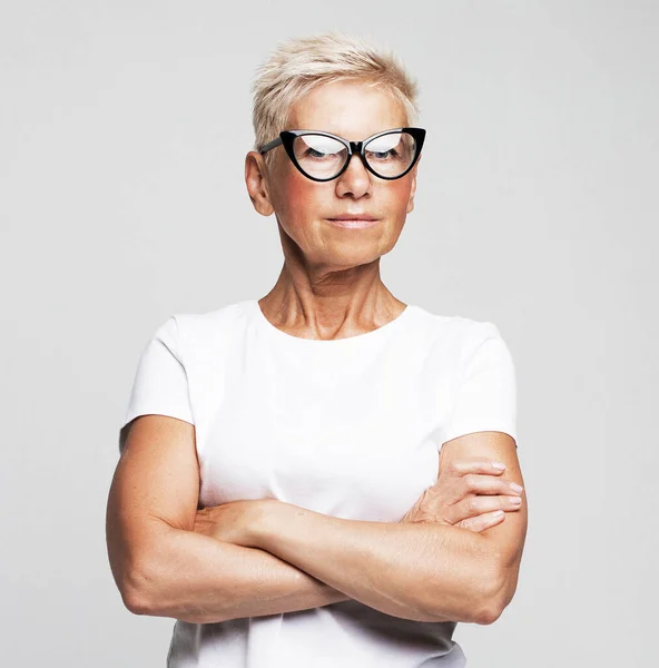 Livsstil Och Gamla Människor Koncept Gamla Äldre Kvinna Bär Glasögon — Stockfoto