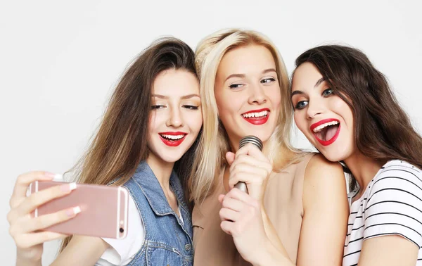 Estilo Vida Felicidade Emocional Conceito Pessoas Meninas Beleza Com Microfone — Fotografia de Stock