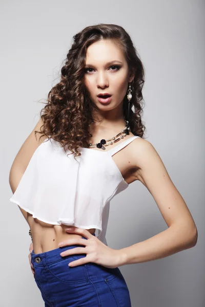 Fashion model with curly hair — Stock Photo, Image