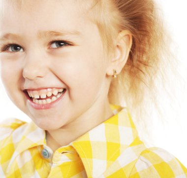 Sevimli gülen kız.