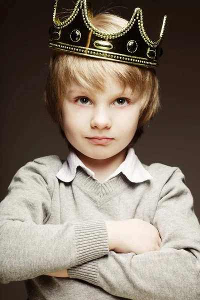 Little boy with crown — Stock Photo, Image