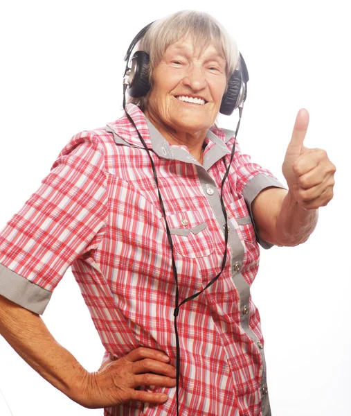 Zabawne słuchania muzyki starszej pani — Zdjęcie stockowe