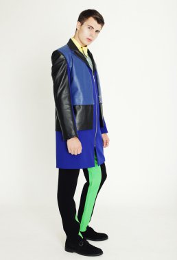 moda adam tam vücut bir stüdyo