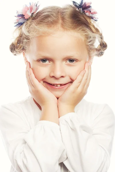 Menina sorridente bonita — Fotografia de Stock