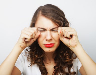 Depresyonda ve üzgün bir kadın