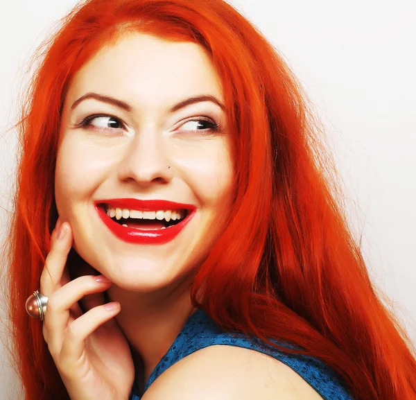 Redhair piękna kobieta — Zdjęcie stockowe