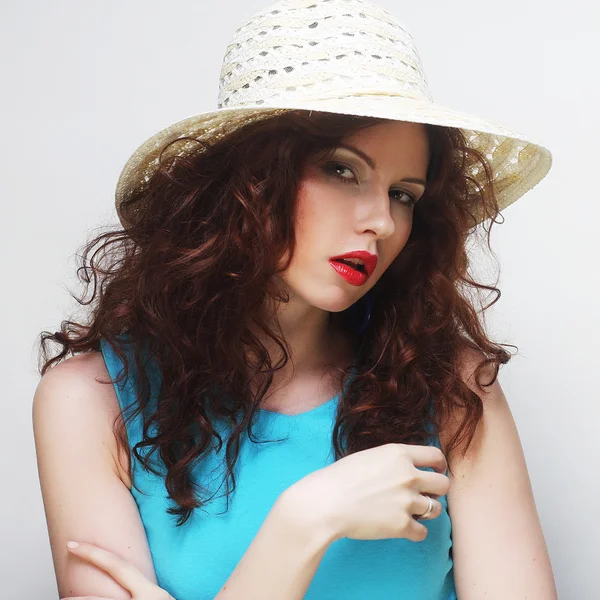 Güzel bir kadın şapkası — Stok fotoğraf