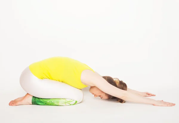 Young beautiful yoga posing — Stock Photo, Image