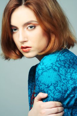 şık Kızıl saçlı kadın