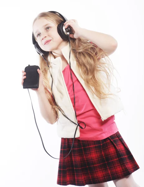 Tanzende kleine Mädchen Kopfhörer Musik — Stockfoto