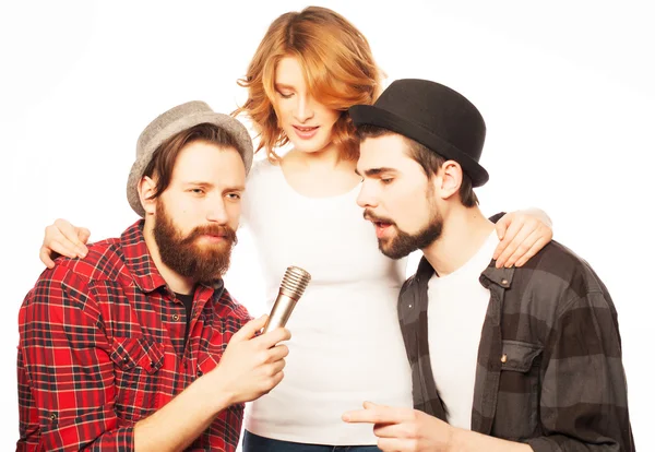 Friends  having fun at karaoke — Stock Photo, Image