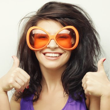 genç kadın hareketi Yaşasın gösterilen