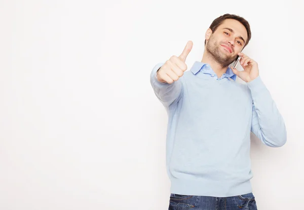 Junger Geschäftsmann mit Handy — Stockfoto