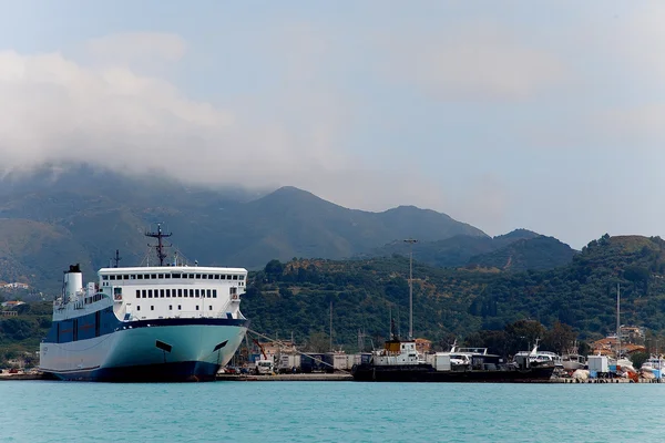 Port, ostrova Zakinthos, Řecko. — Stock fotografie