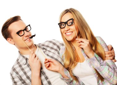 güzel çift parti gözlük çubuğa holding