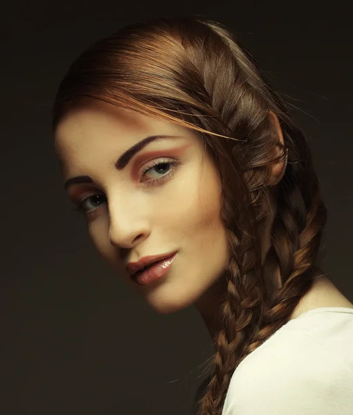 Schöne frau mit zopf Stockfotos, lizenzfreie Schöne frau mit zopf