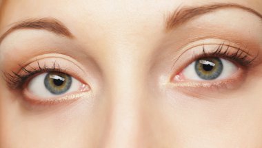 İnsan gözünün makro görüntüsü 