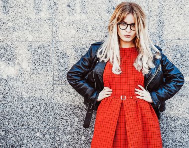 hipster kadın şık rahat yaz kıyafeti