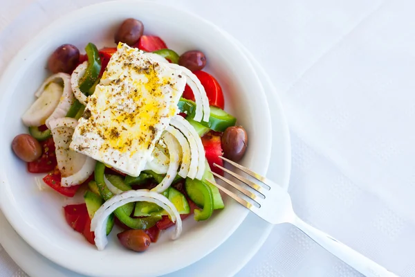 Salată de legume cu brânză — Fotografie, imagine de stoc