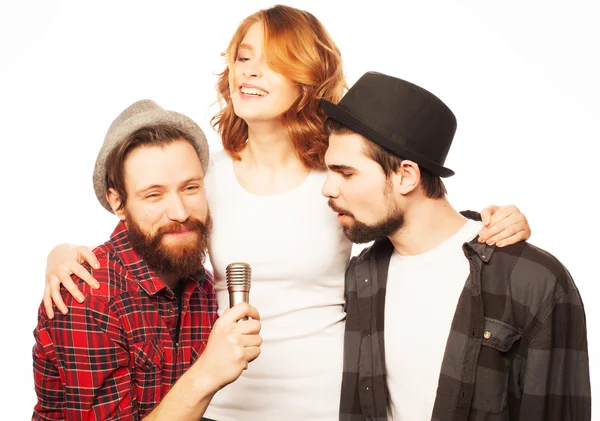 Friends  having fun at karaoke — Stock Photo, Image