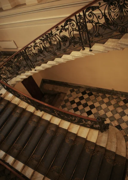 Çok eski merdiven durumda — Stok fotoğraf