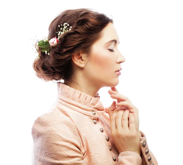Porträtt av vackra unga brud i rosa klänning — Stockfoto
