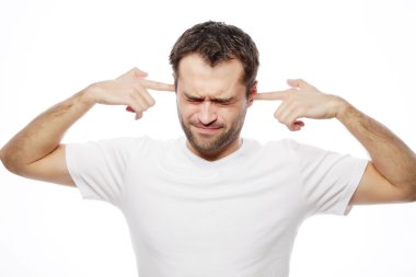 adam el ele tutuşsun tapınaklar kulaklara