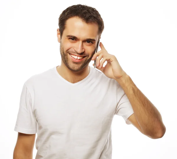 Hombre de camisa hablando por teléfono — Foto de Stock