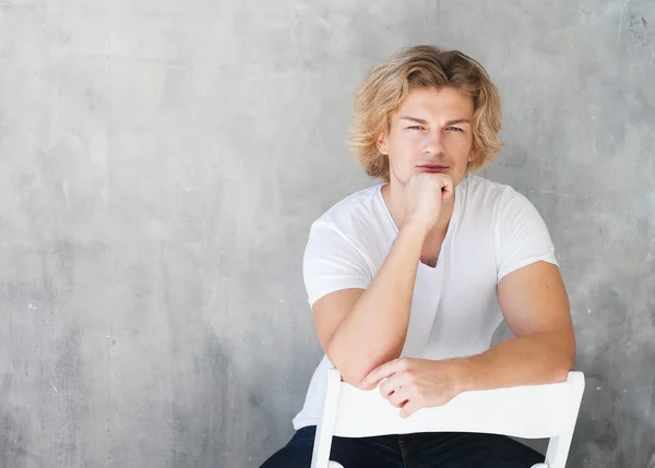 Portrait of a handsome young man — Stock Photo, Image