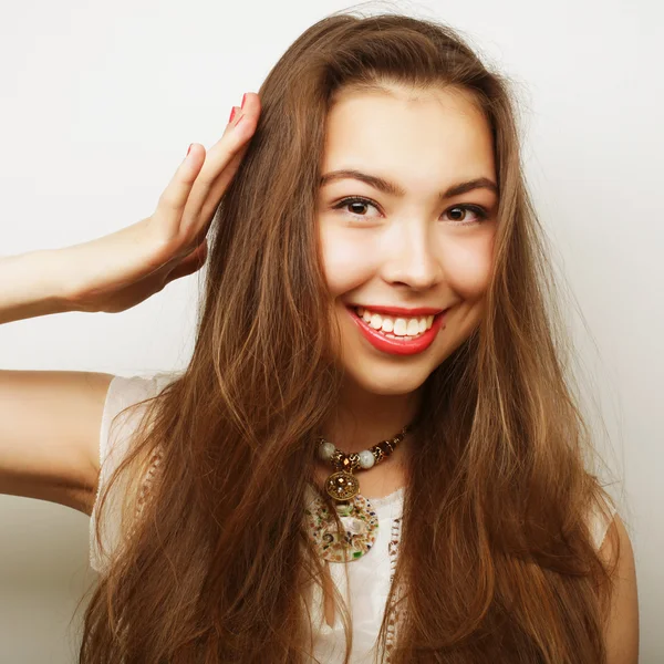 Hermosa joven sorprendida mujer. Captura de estudio. —  Fotos de Stock