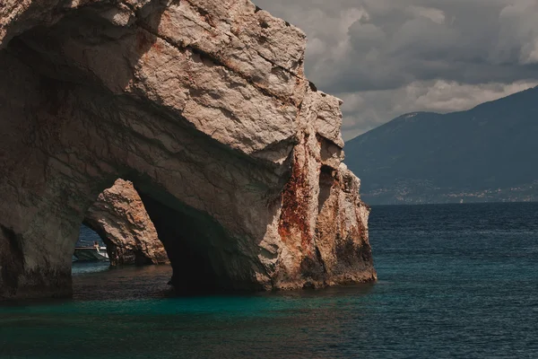 Blå grottor på ön Zakynthos — Stockfoto