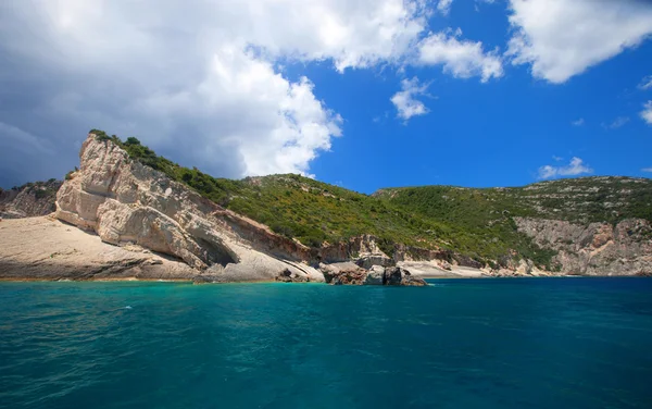 Zakynthos adasındaki mavi mağaralar — Stok fotoğraf